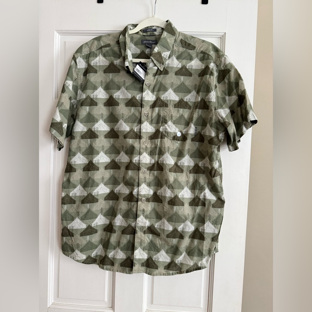 Eddie Bauer Green and White Casual Button Down Shirt